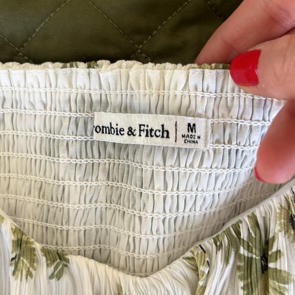 Abercrombie Floral Crop Blouse - Picture 3 of 3